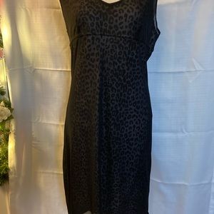 Pre owned Guess size XL in good condition